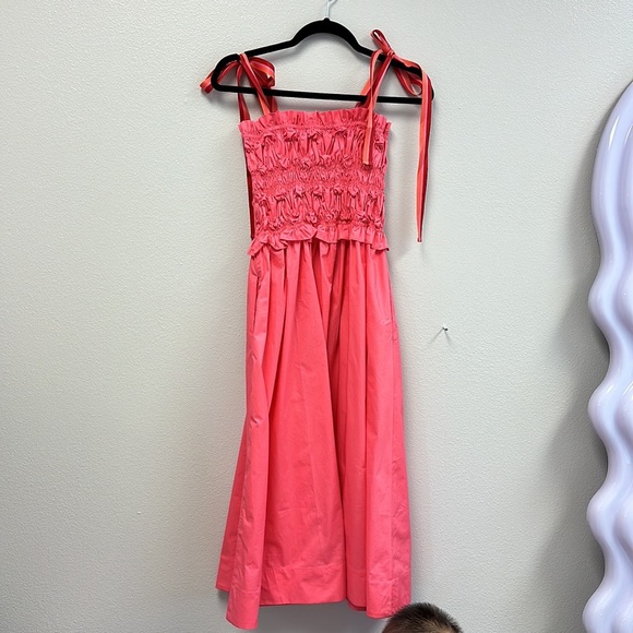 Akshara Dress - Picture 9 of 10